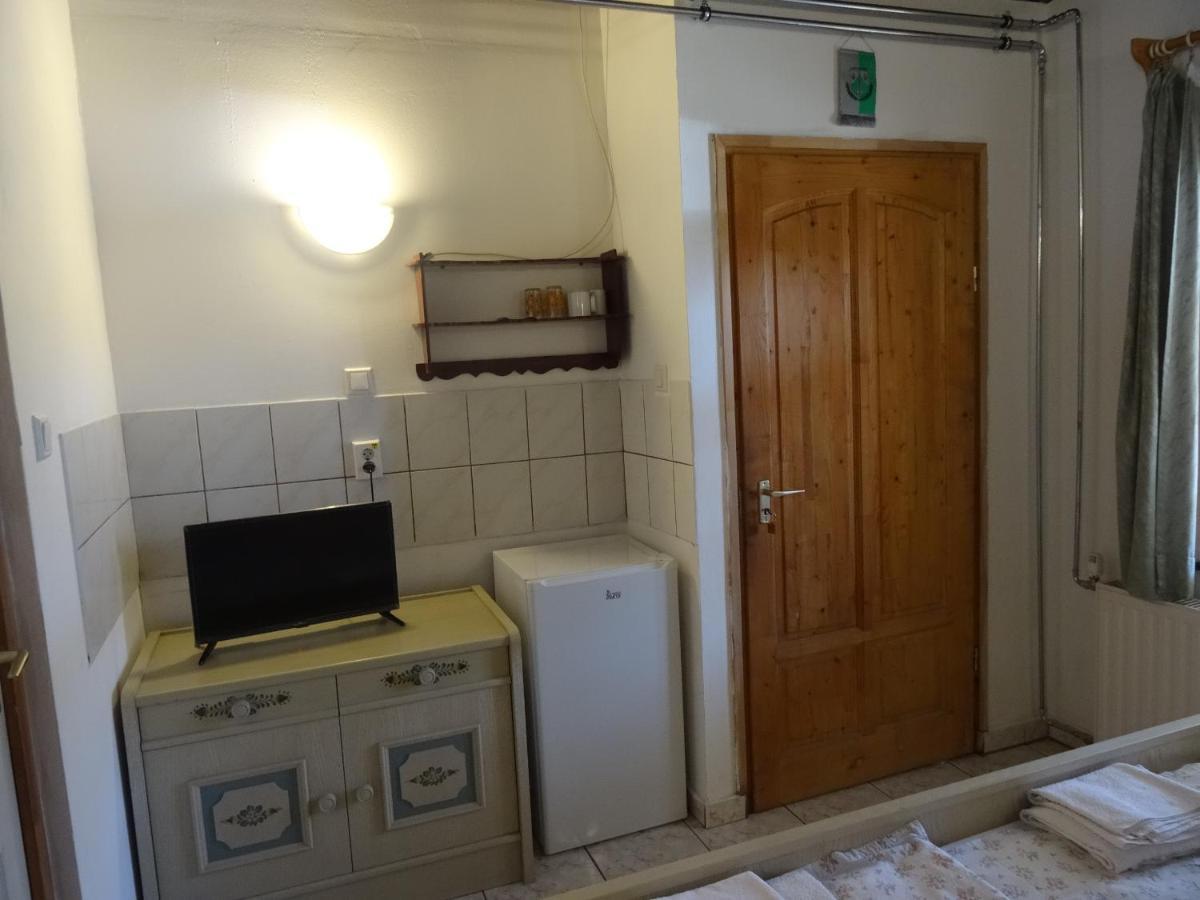 Or-Seg Vendeghaz Es Orsegi Orangyal Mezeskalacs Apartment Kerkakutas Exterior foto